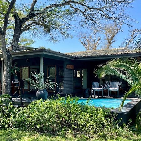 Imani Bush House & Silver Sky Chalet Hluhluwe Exterior photo